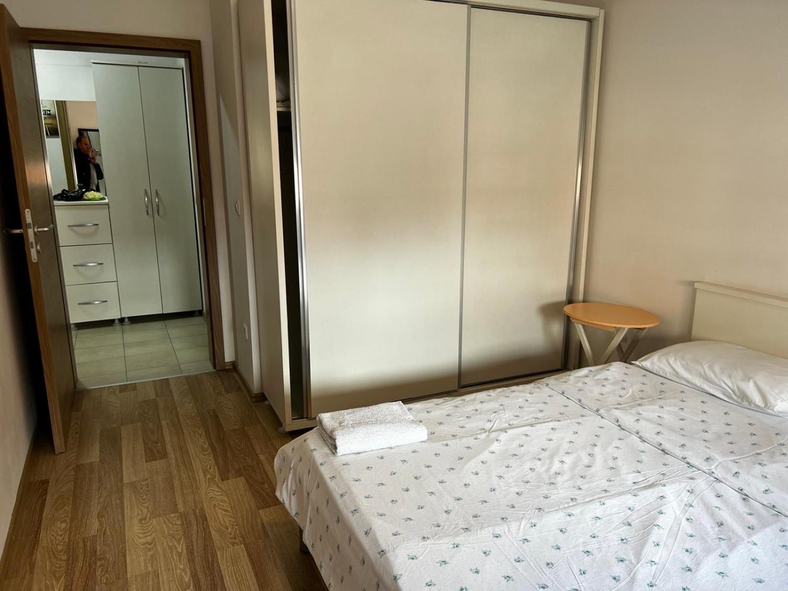 Blini Complex Apartment พริสตีนา ภายนอก รูปภาพ