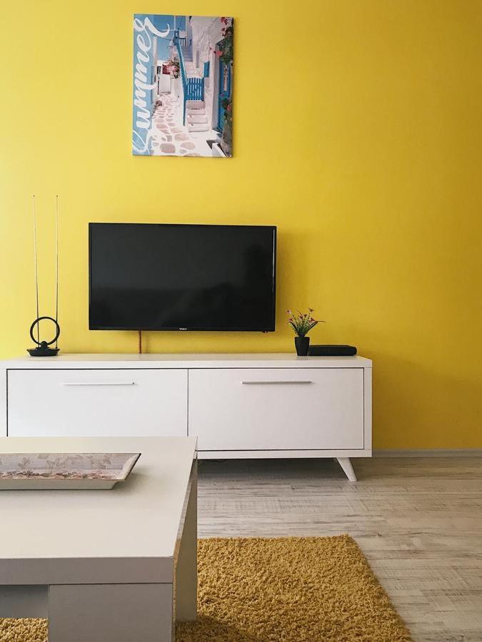Blini Complex Apartment พริสตีนา ภายนอก รูปภาพ